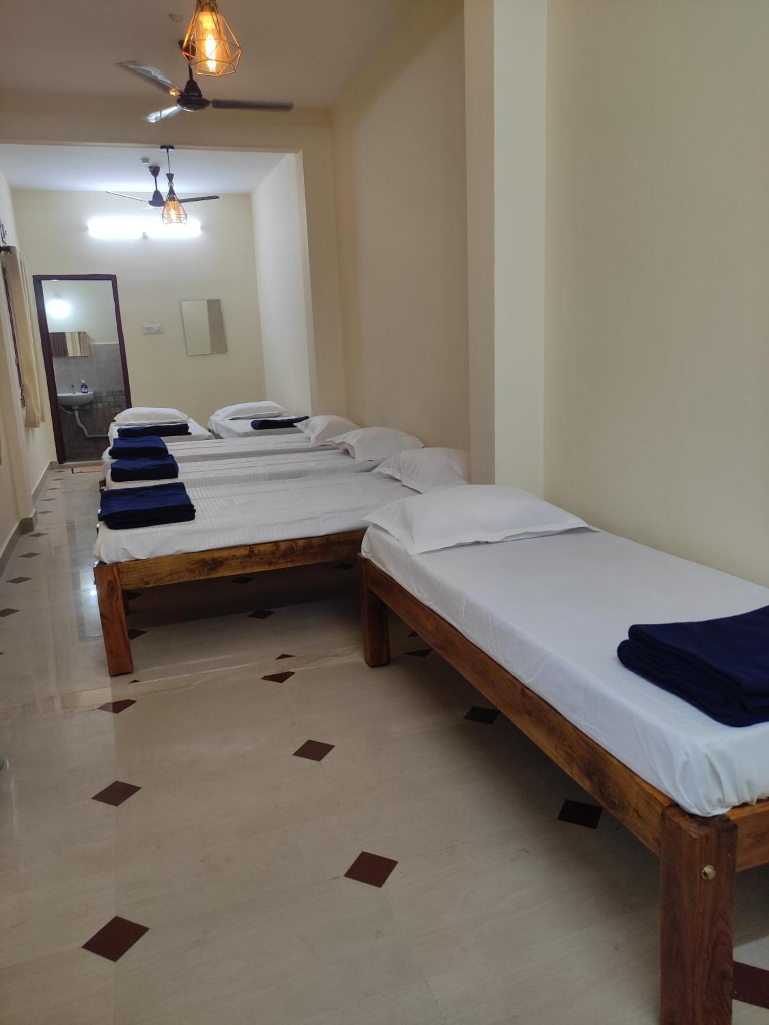 Nest Inn Service Rooms Чикмагалур Екстер'єр фото